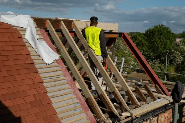 Couvreur toiture La Haye démoussage zinguerie réparation